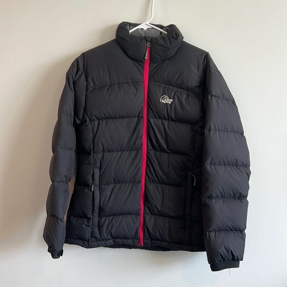 Low alpine down coat